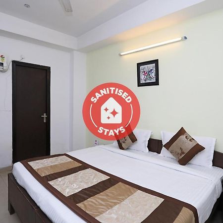 Oyo 11392 The Hotel Grand Hospitality نويدا المظهر الخارجي الصورة