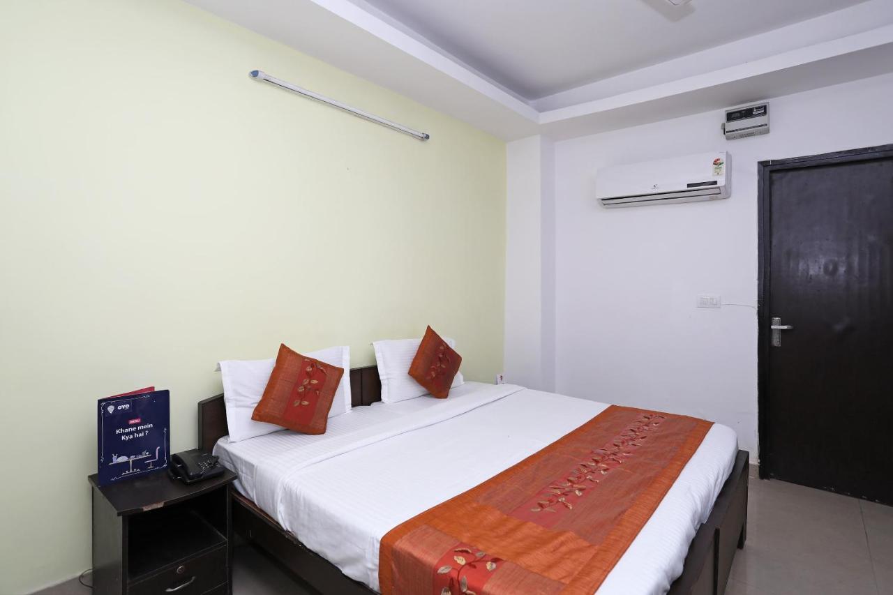 Oyo 11392 The Hotel Grand Hospitality نويدا المظهر الخارجي الصورة