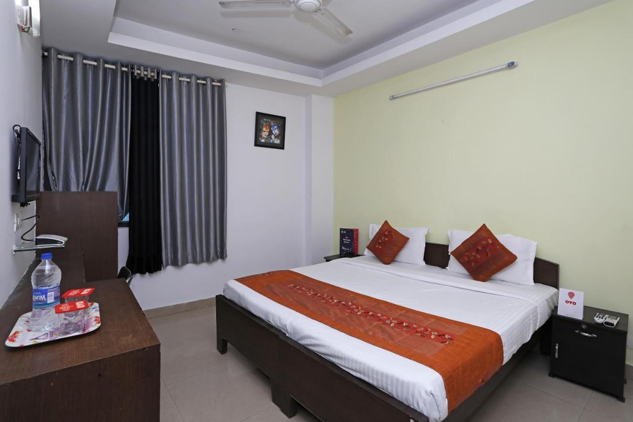 Oyo 11392 The Hotel Grand Hospitality نويدا المظهر الخارجي الصورة