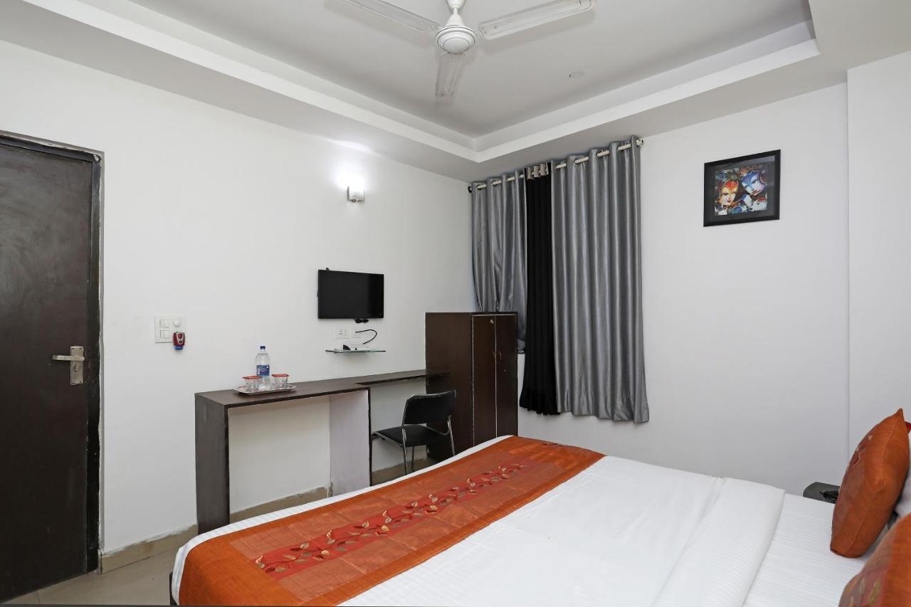 Oyo 11392 The Hotel Grand Hospitality نويدا المظهر الخارجي الصورة